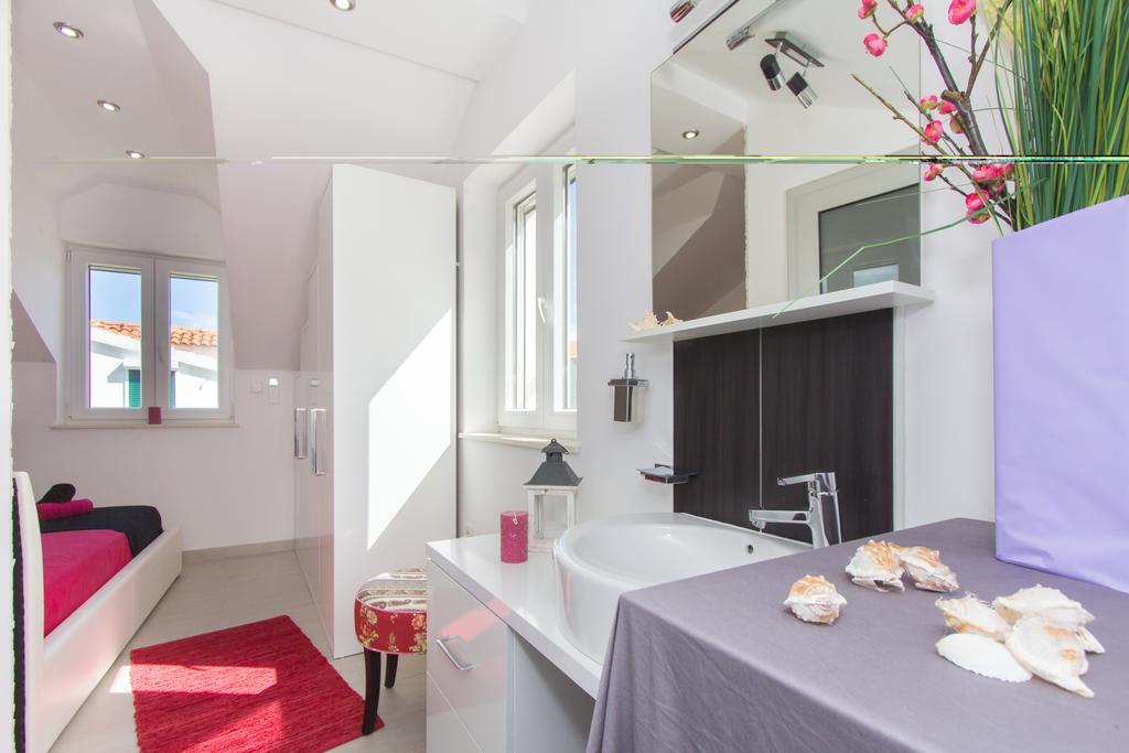 Holiday Home Primabella Primosten Exterior photo