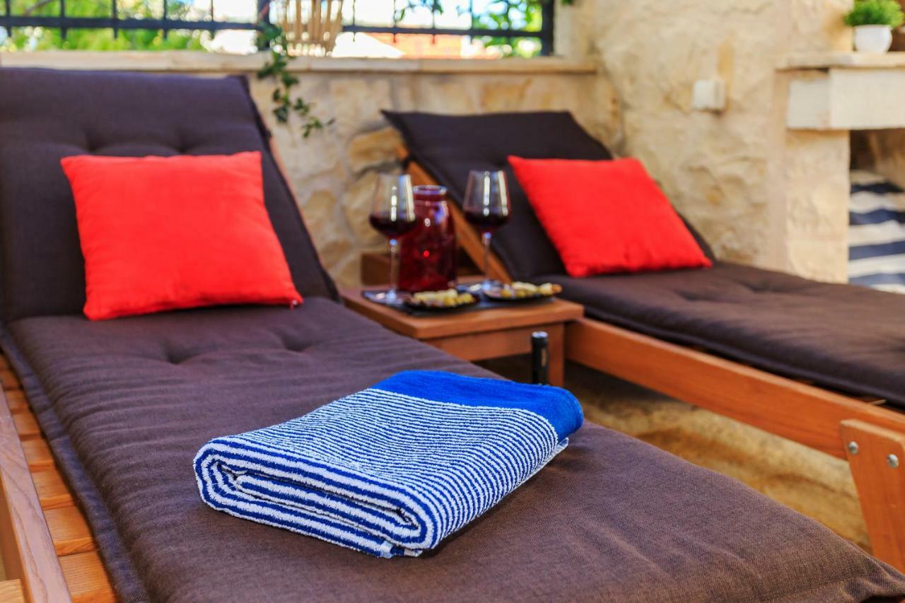 Holiday Home Primabella Primosten Exterior photo